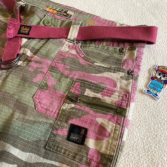 Vintage 2000s Y2K Mr. Lee Statix Embroidered Camo Cargo Shorts Women's 32 - Picture 3 of 8